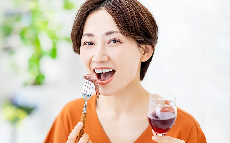 食事を楽しむイメージ